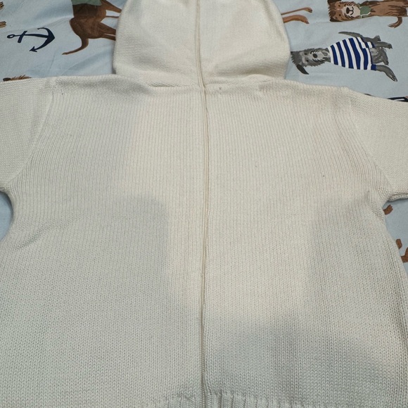 Boutique Collection Unisex white cotton baby sweater zipper up back - Picture 5 of 5